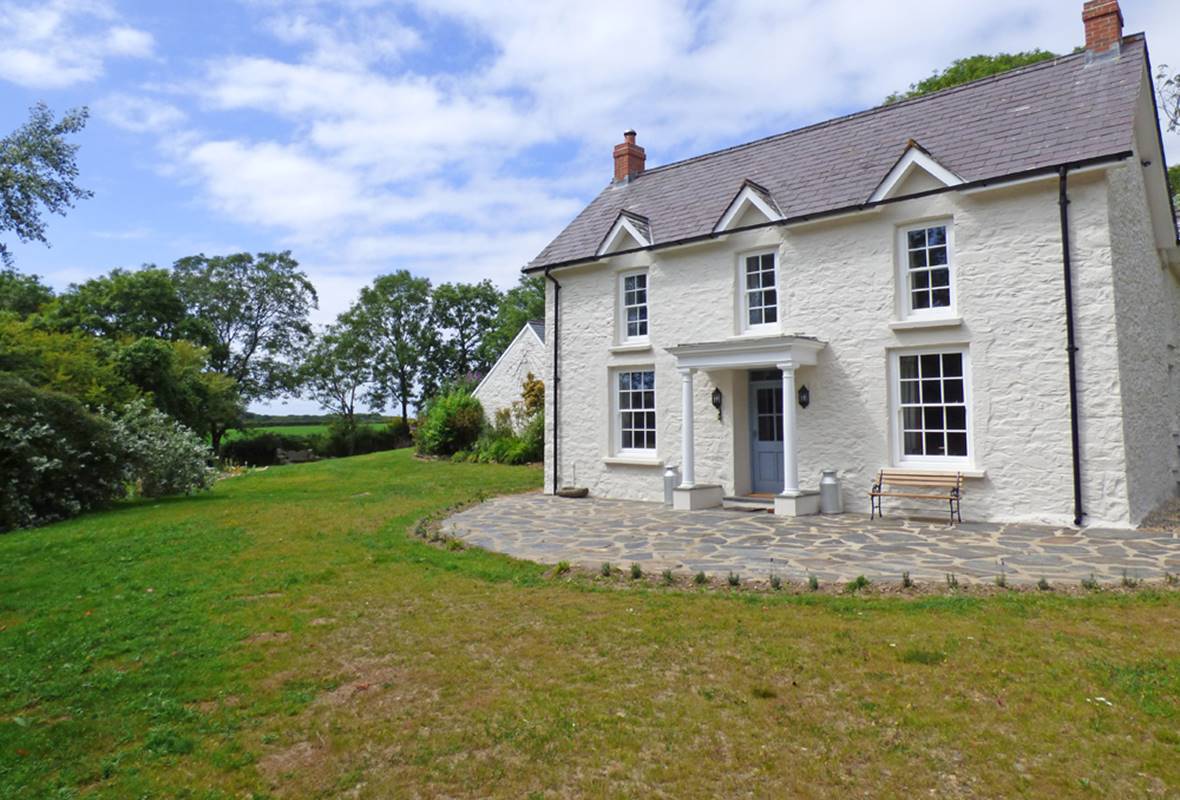 Woodlands House Near Abermawr 4 Star Holiday Cottage In