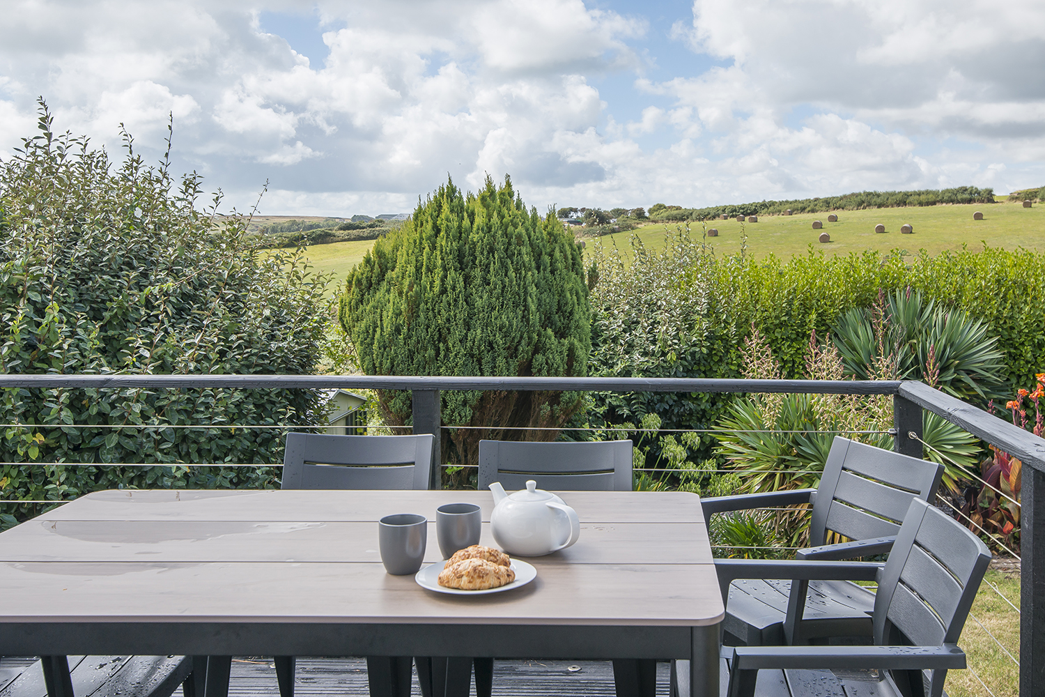 Treetops - Holiday Cottage in Pembrokeshire