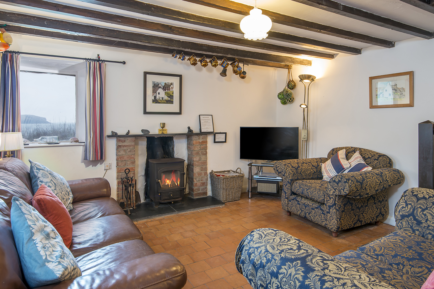 Beach Cottage - Holiday Cottage in Pembrokeshire