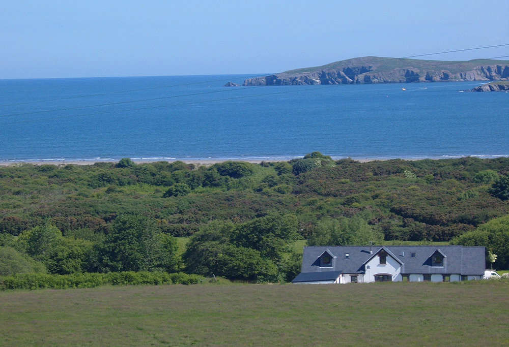 accommodation poppit sands
