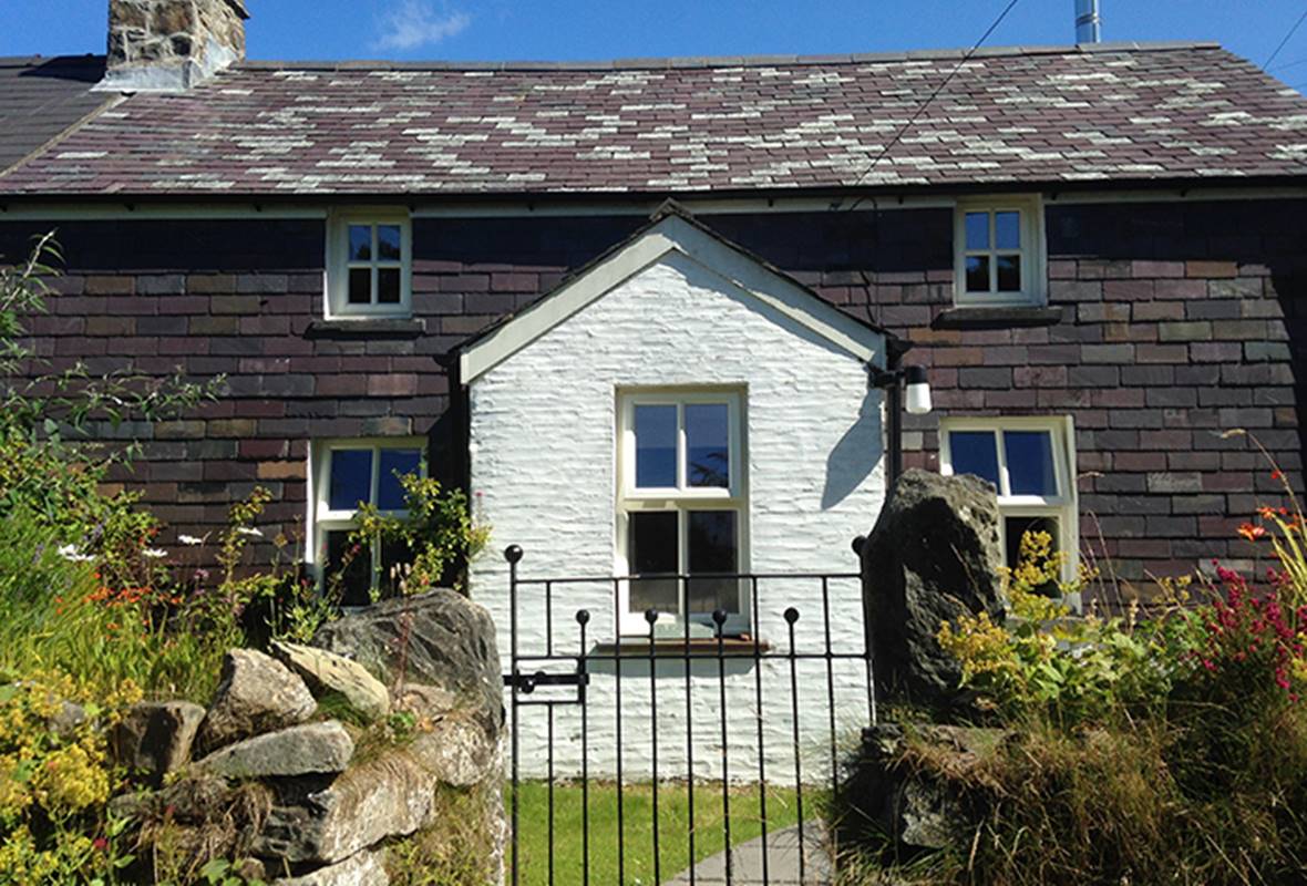 Ty Top Newport 4 Star Holiday Home In Pembrokeshire Wales