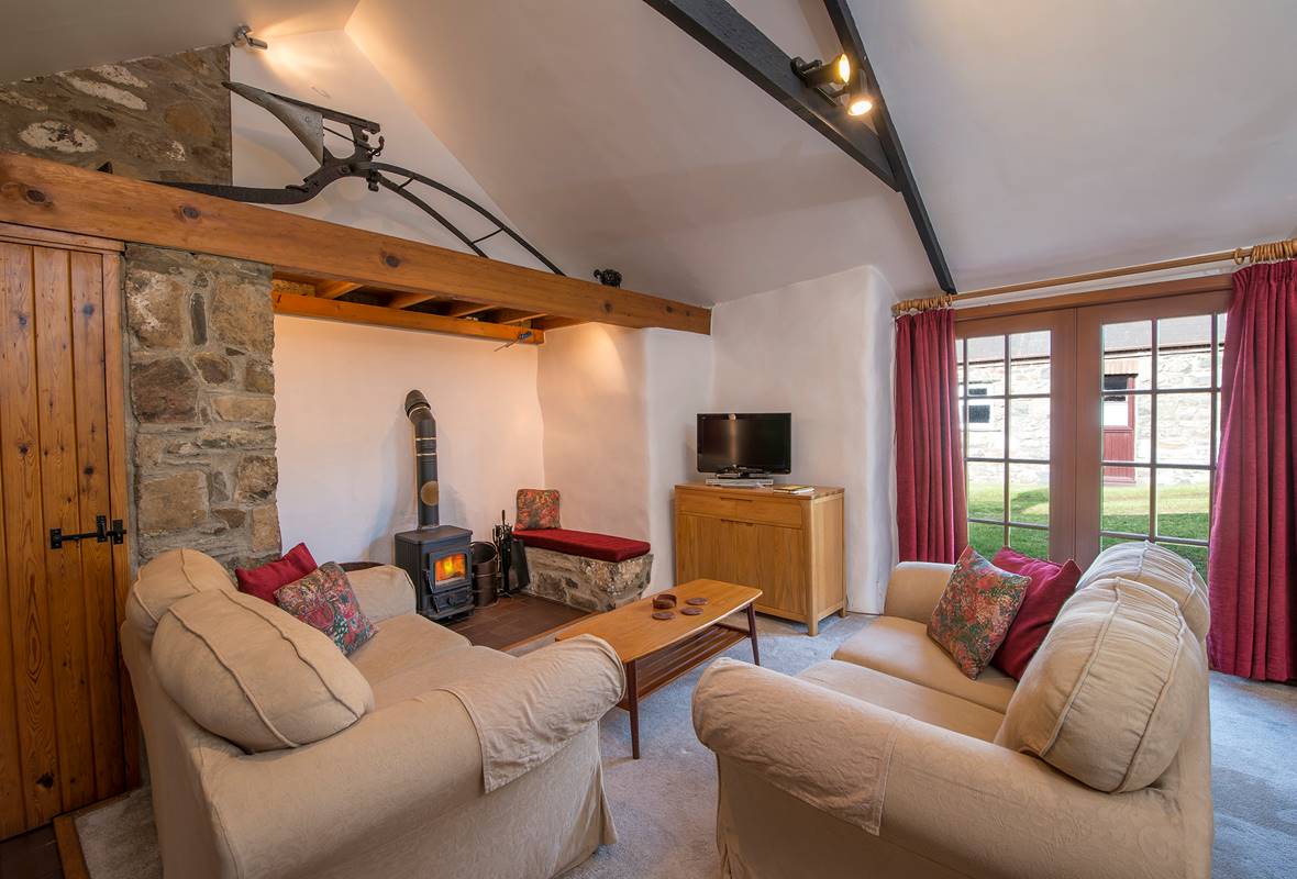 Ty Uchaf Cottage - 4 Star Holiday Cottage - Pwll Deri, Strumble Head, Pembrokeshire, Wales