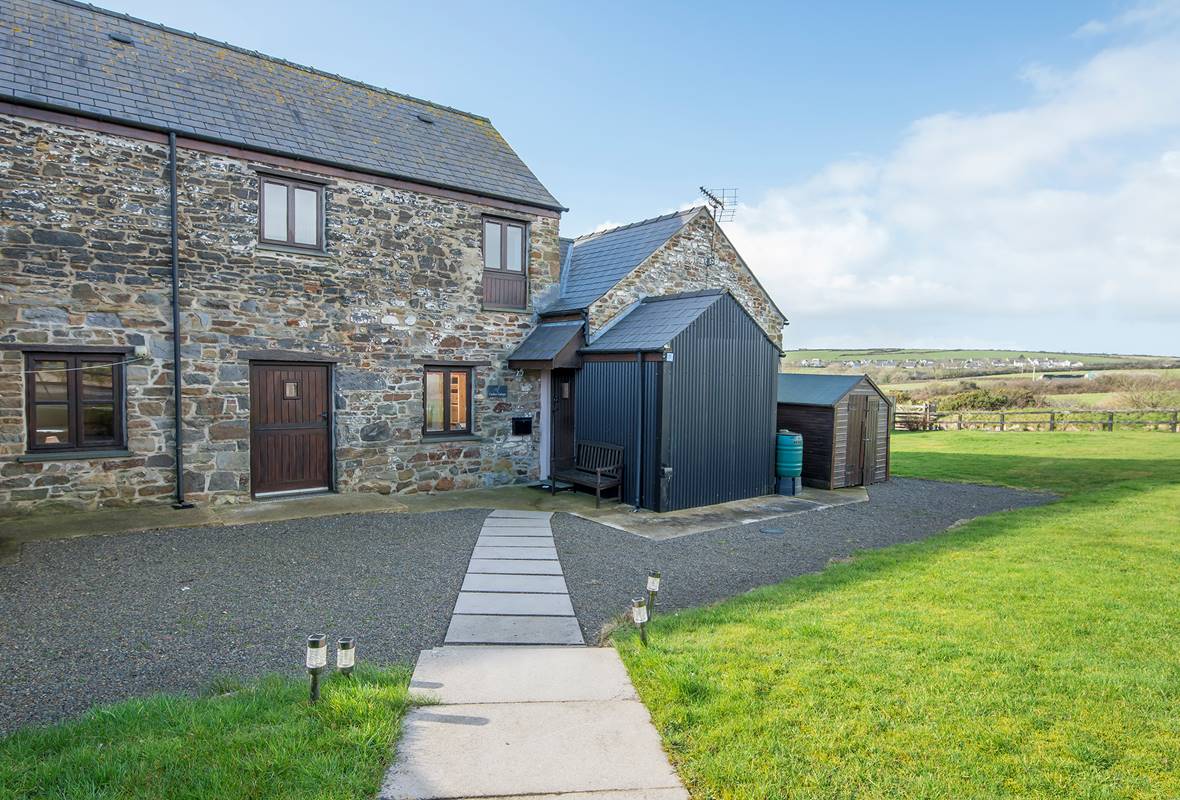 Curlew Cottage - 4 Star Holiday Cottage - Camrose, Pembrokeshire, Wales