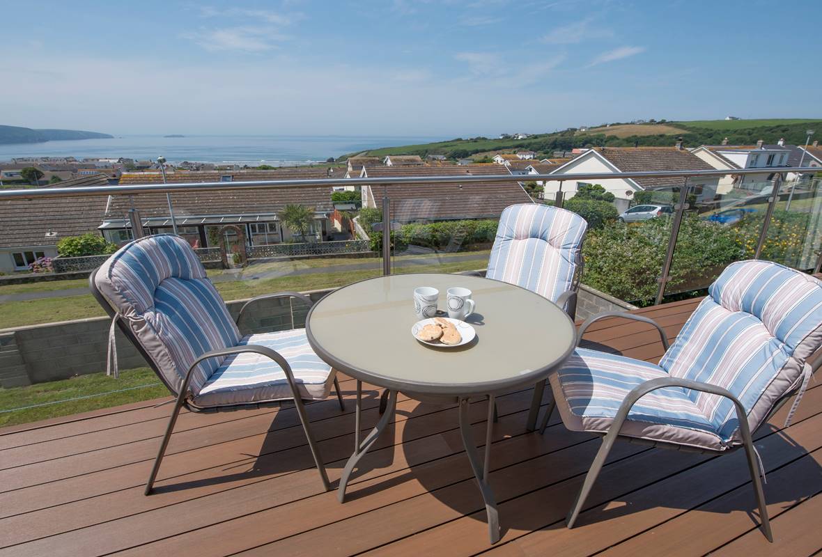 Puffin Patch - 4 Star Holiday Home - Broad Haven, Pembrokeshire, Wales