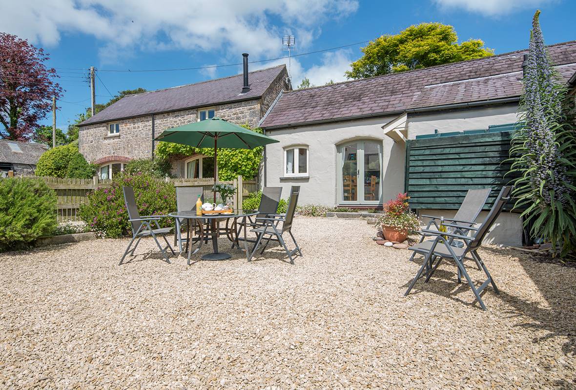 Arch Barn - 4 Star Holiday Cottage - St Twynnells, Nr Bosherston | Stackpole, Pembrokeshire, Wales